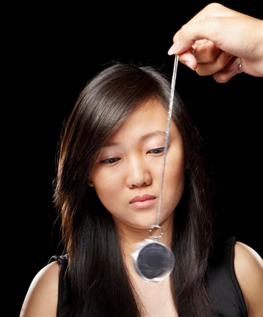 31 Tehnik Hipnosis Terbaik Dan Sederhana 2 31 Tehnik Hipnosis Terbaik Dan Sederhana